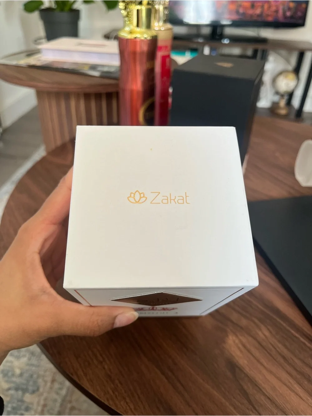 Al Khaleej Abiyedh E a u De P a r f u m By Zakat Zoghbi P a r f  100ml 3.4 FL Oz